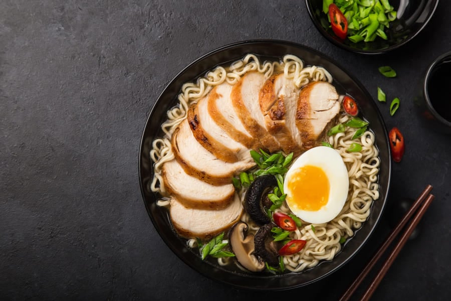 Кето рамен – азиатска супа с говеждо месо 6 Рамен.