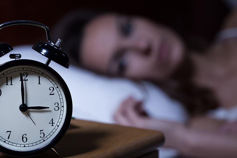 Симптоми на менопаузата. Жена, страдаща от безсъние.