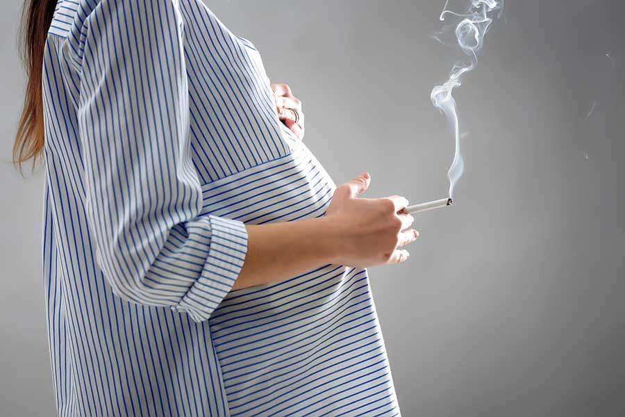 Алкохол и цигари по време на бременност. Рискови фактори при бременност.