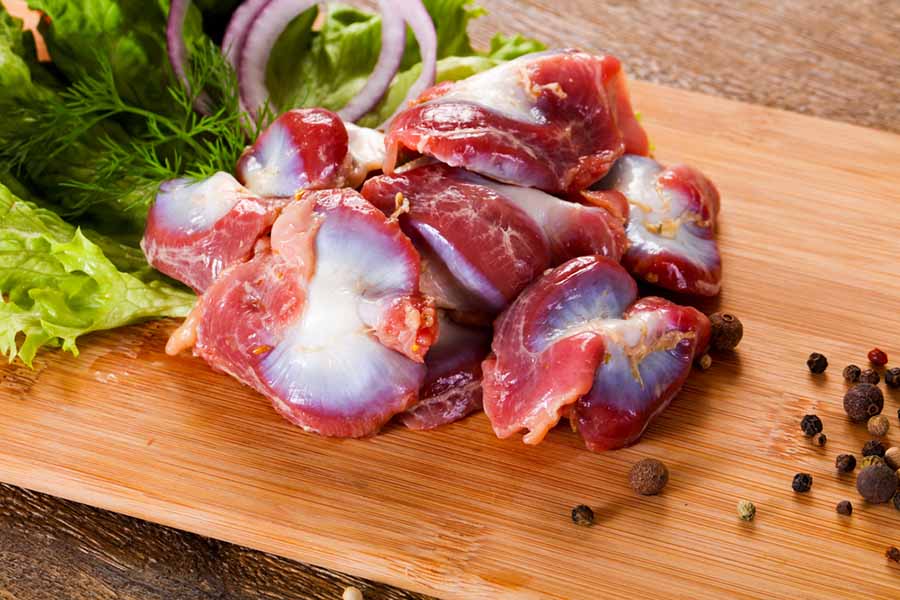 Яхния от пилешки воденички 5 Яхния с пилешки воденички.