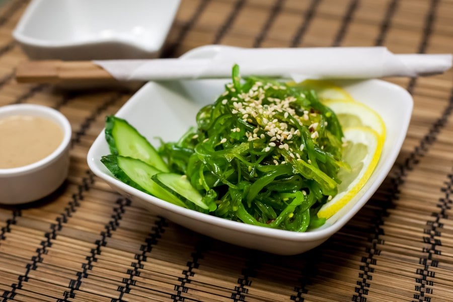 Ползи от салата с водорасли.