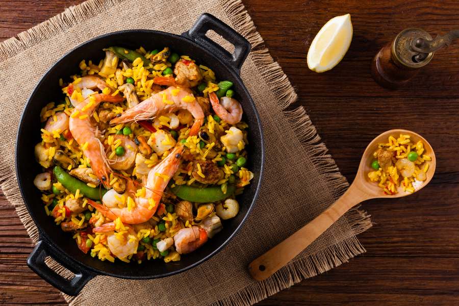 Популярни храни - паеля.