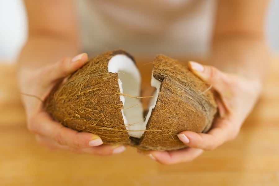 Кето понички и кокос.