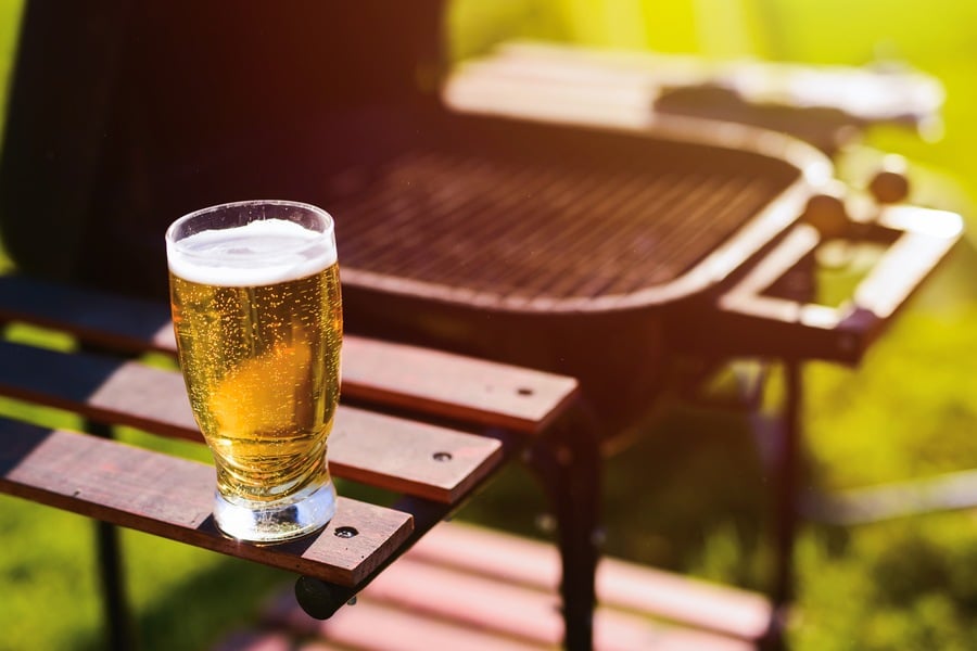 Пиле на бутилка - марината с бира.