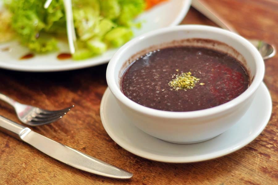 Черен боб – ползи и как да го приготвим? 8 Черен боб, супа.