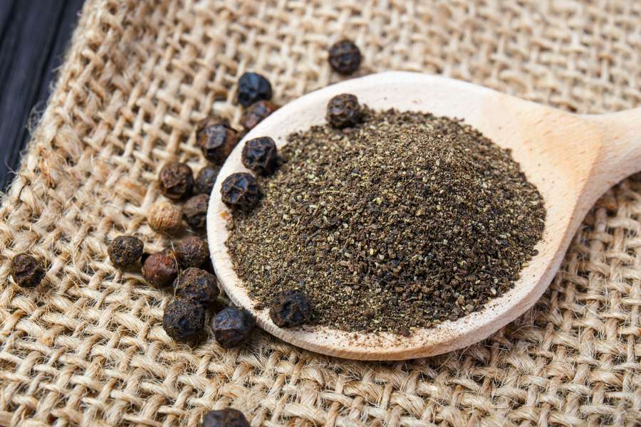 Пиперин с чист берберин.