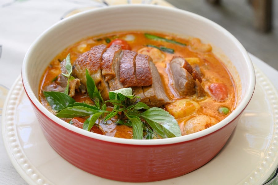 Тайландска патешка супа.