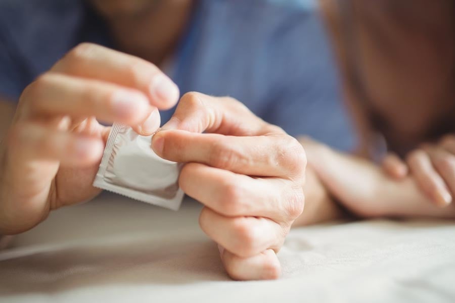 генитален херпес. безопасен секс