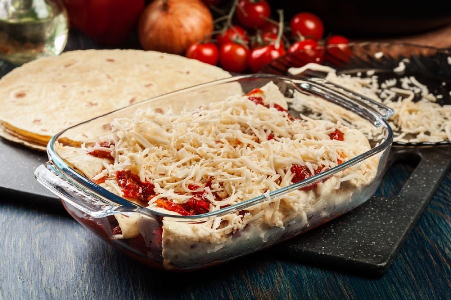 Енчилади с пиле – мексиканска кето рецепта 5 Мексиканска енчилада с пиле.