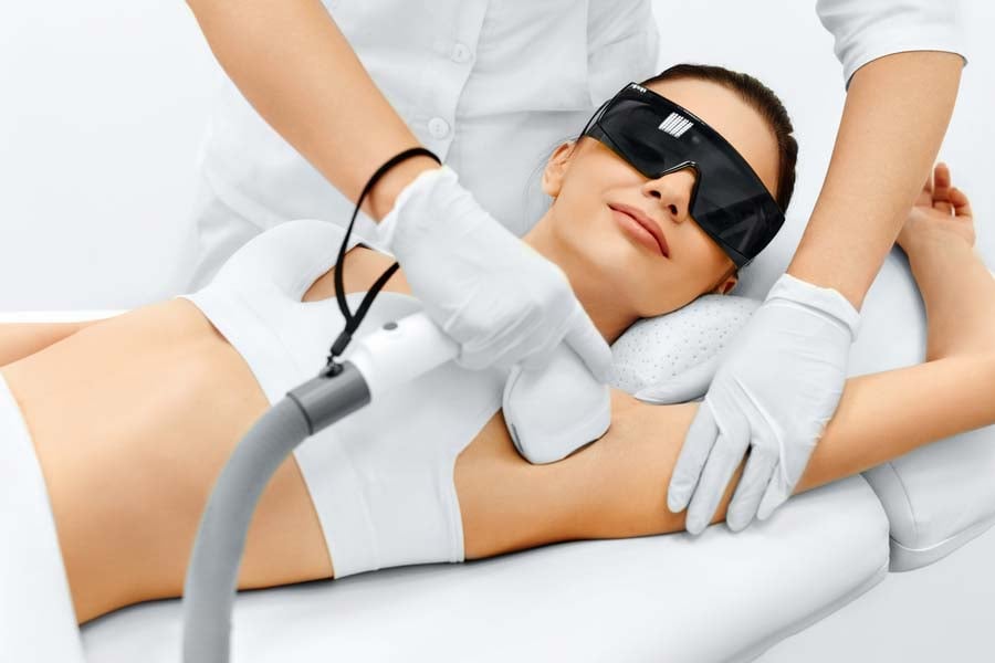 лазерна епилация на подмишници