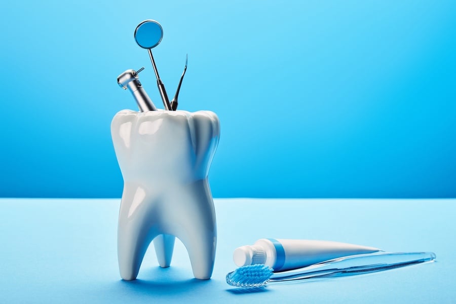 Какво е катарален стоматит? 9 Катарален стоматит, зъб