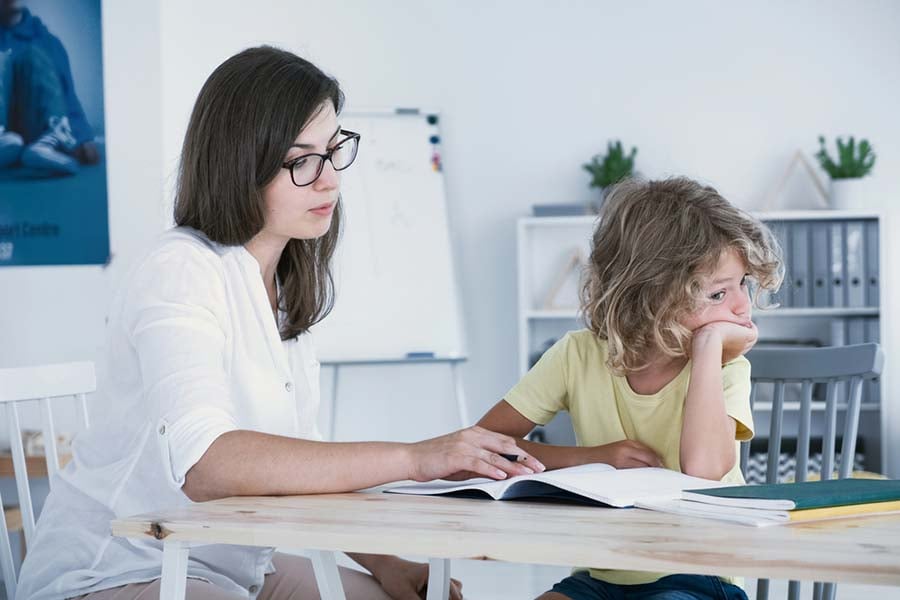 ADHD, синдром на дефицит на вниманието и хиперактивност.