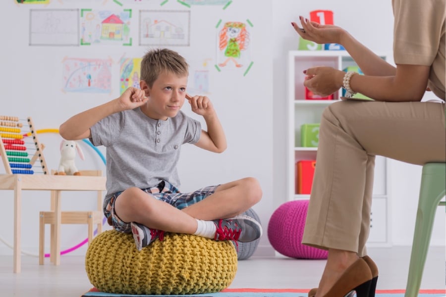 ADHD: синдром на дефицит на вниманието и хиперактивност 8 Дете не иска да слуша