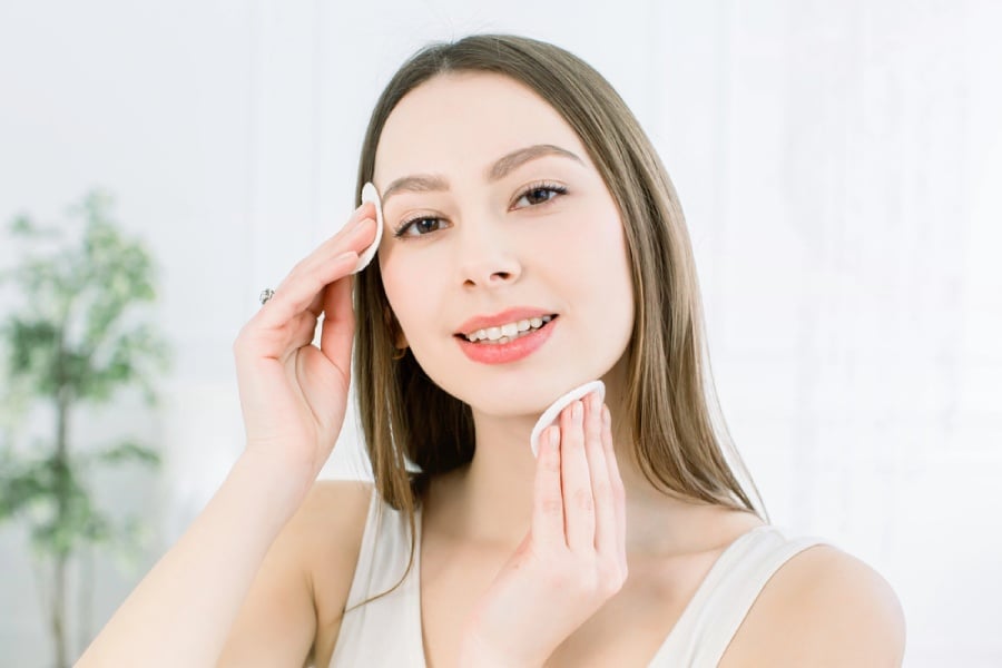 Леска като тоник за лице