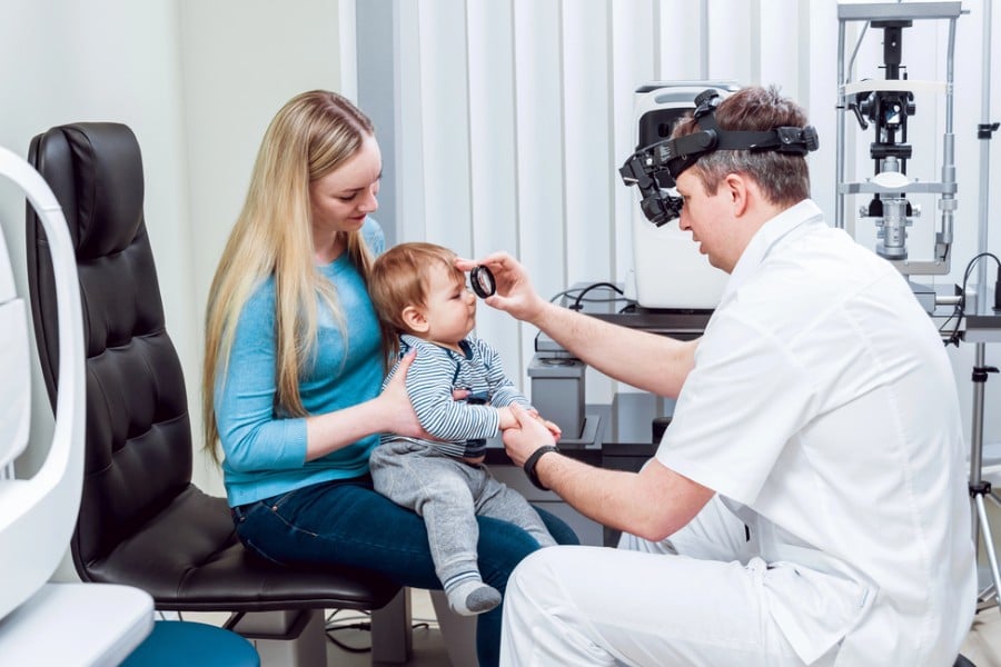 Левкокория, диагностика