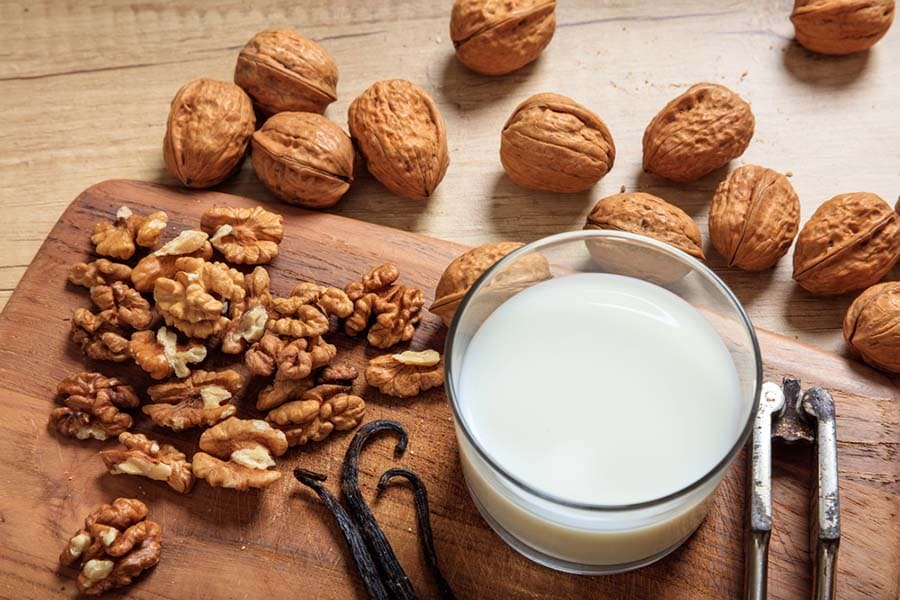 орехово мляко