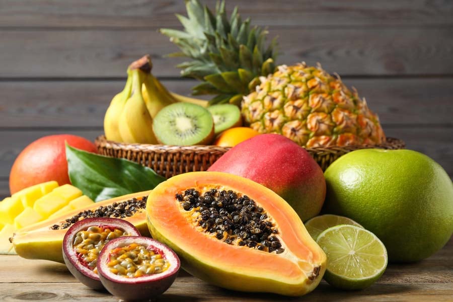 Плодове, банани, ананас, папая, манго, киви, храни богати на ензими
