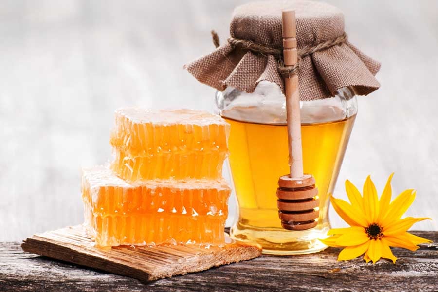 мед, храни богати на ензими