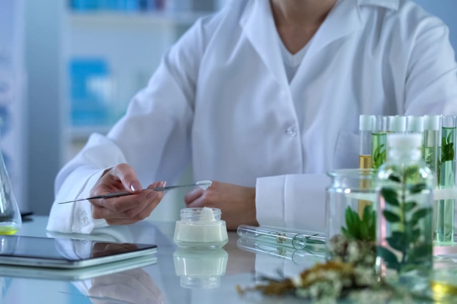 Обезболяващ крем за татуировки - как работи? 7 Обезболяващ крем за татуировки.