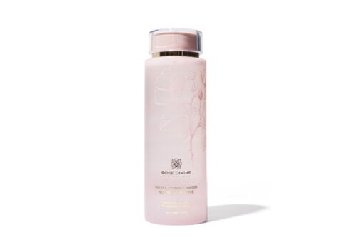 Розова мицеларна вода.