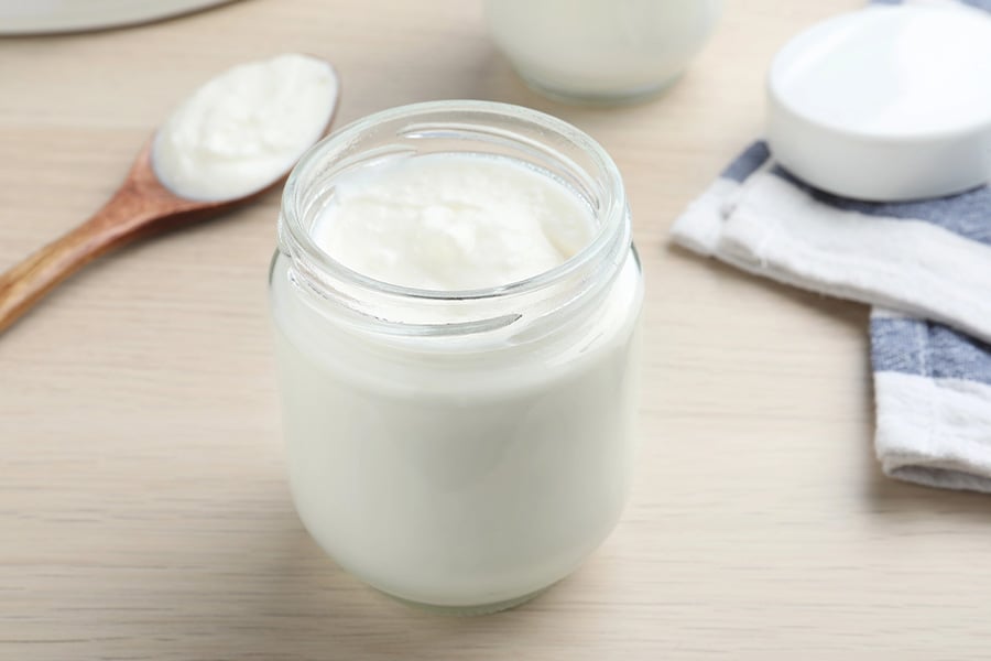 Полезно ли е киселото мляко за черния дроб.