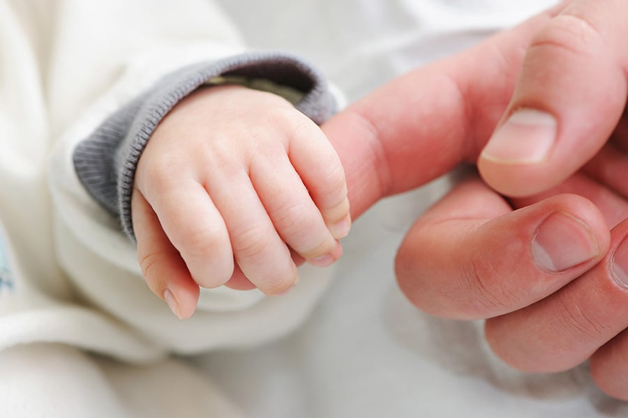 Ролята на бащата в първите дни след раждането