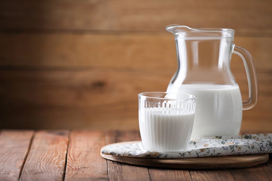 Сурово мляко.