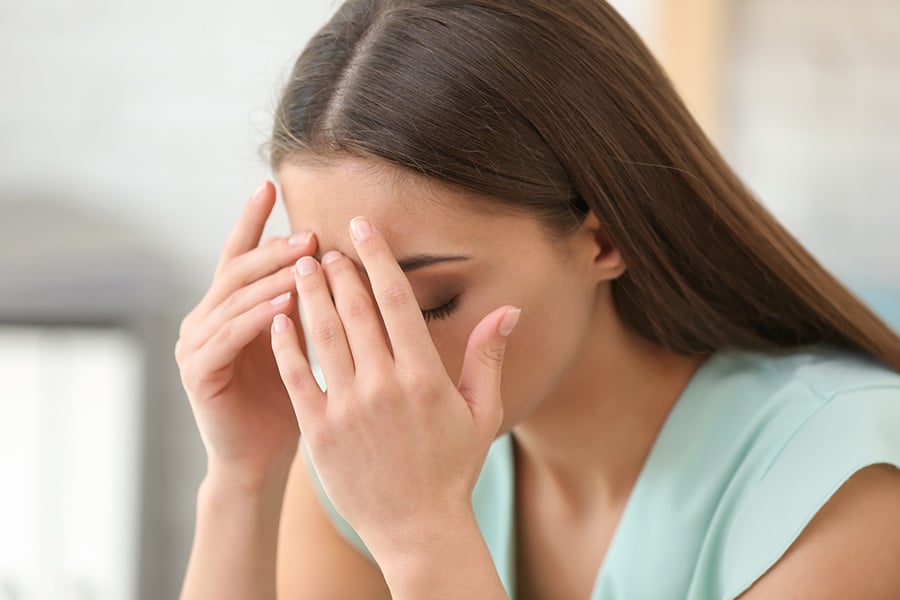 Недостиг на желязо, изморена жена.