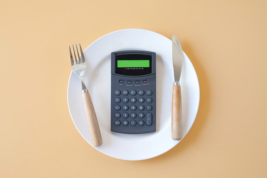 Дневен прием на въглехидрати мазнини и протеини, калкулатор