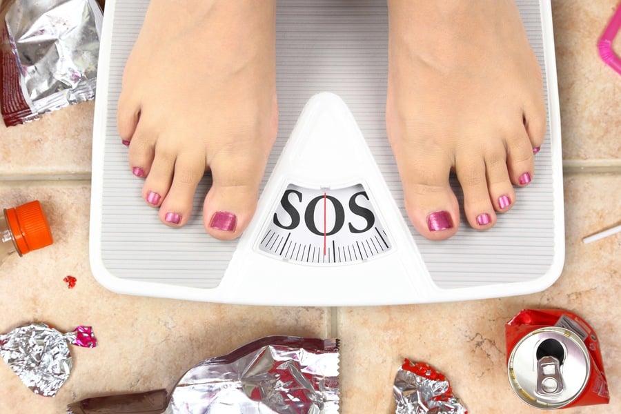 Човек на кантар – текст SOS