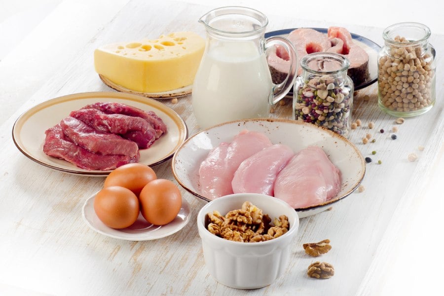 Яж месо, живей до 100: Има ли връзка между месото и дълголетието? 16 храни, богати на протеин, месо, мляко, яйца, риба